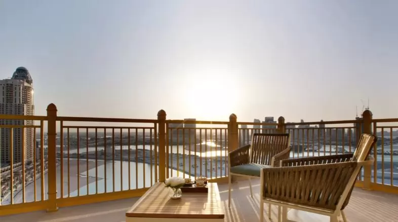 Residential Ready Property 1 Bedroom F/F Apartment  for rent in The-Pearl-Qatar , Doha-Qatar #9540 - 3  image 